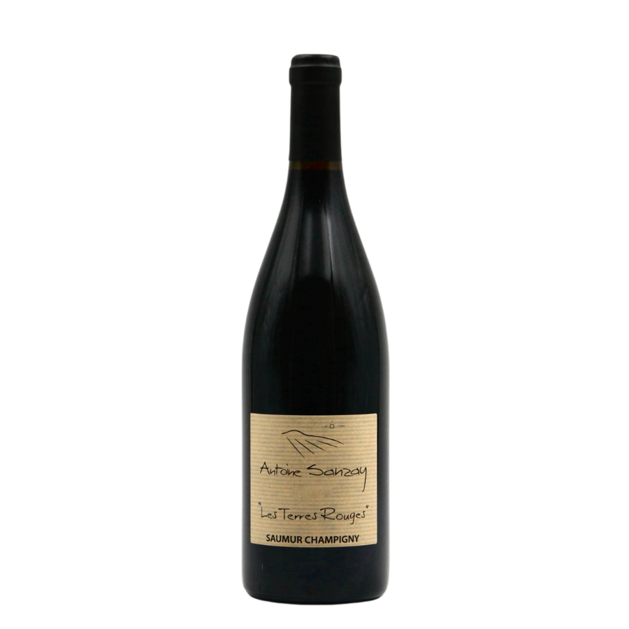 Un Cabernet Franc pur et vibrant, signé Antoine Sanzay, vigneron incontournable de Saumur-Champigny. Une cuvée au caractère affirmé, entre fruit, fraîcheur et profondeur.
Antoine-Sanzay-Les-terres-rouges-maison-dantard
