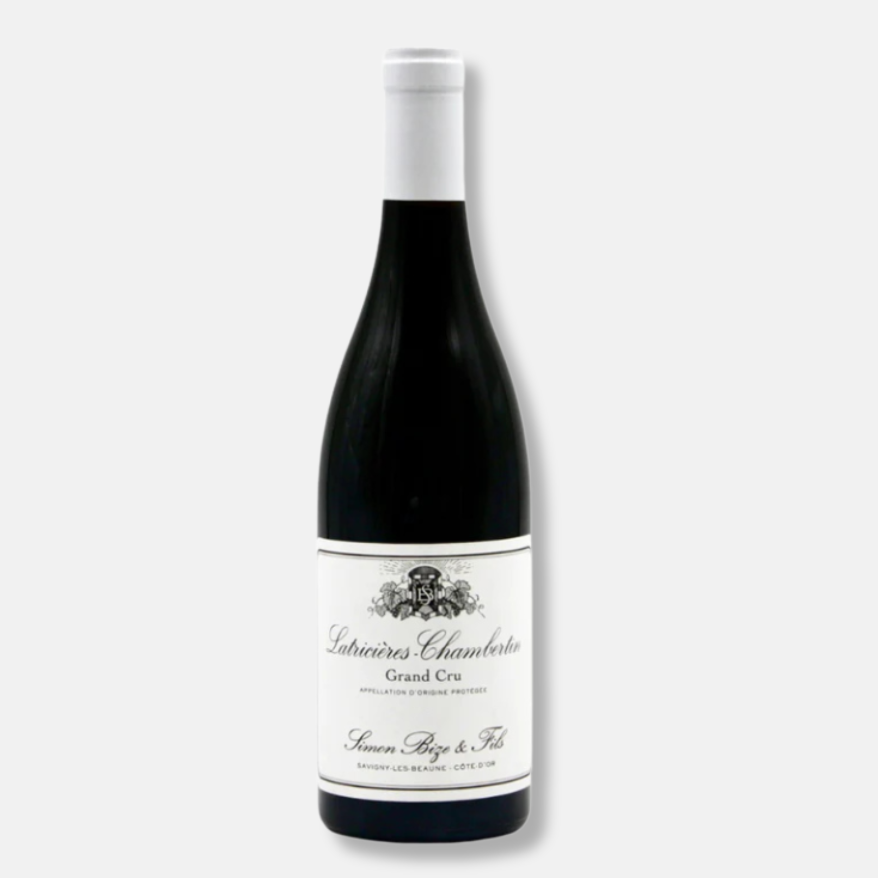 Bouteille de Latricières-Chambertin Grand Cru du Domaine Simon Bize, un Pinot Noir d’exception aux arômes de fruits noirs et de sous-bois.